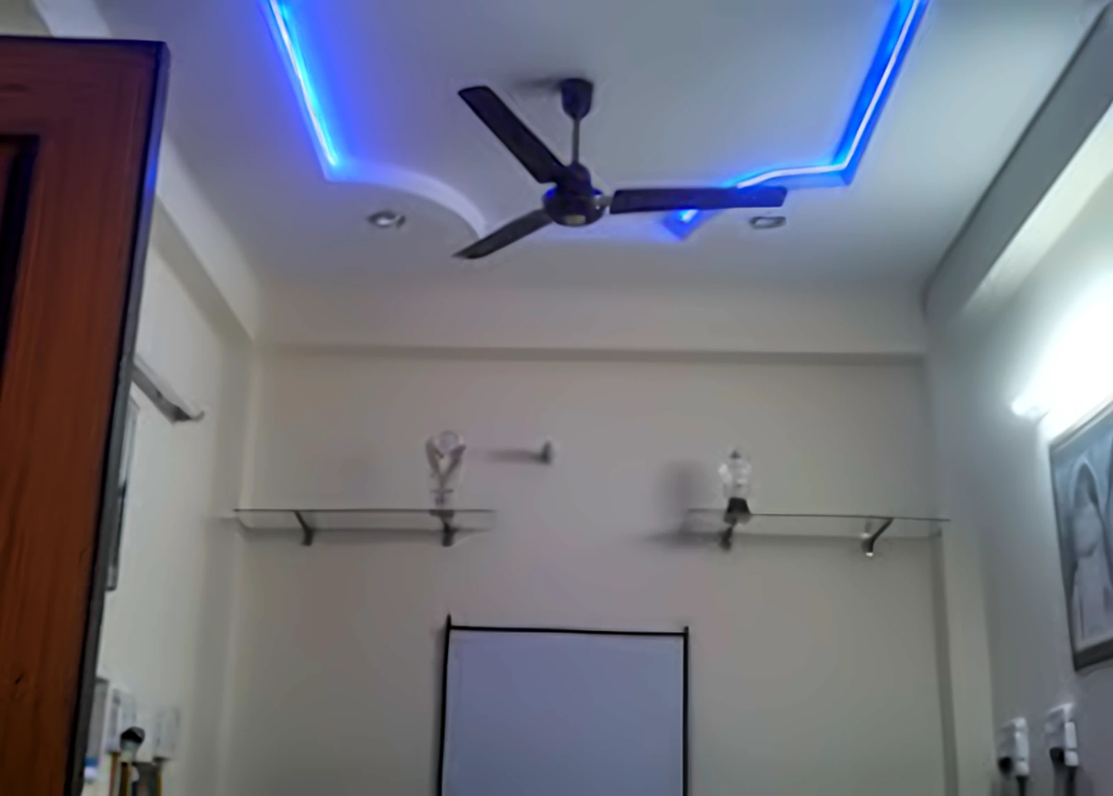 Wide view of the SK Institute training lab
