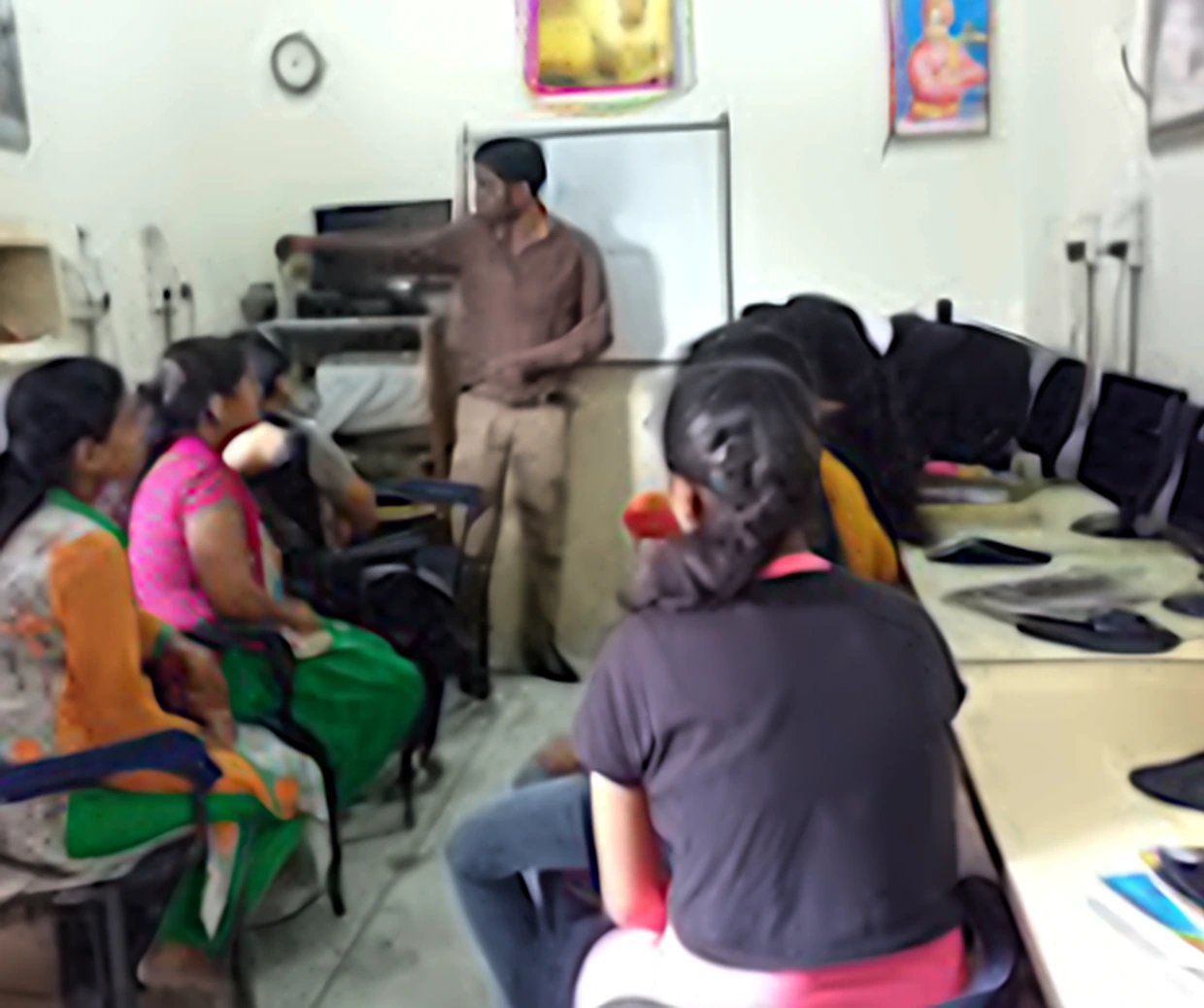 Small batch coaching session with personal attention